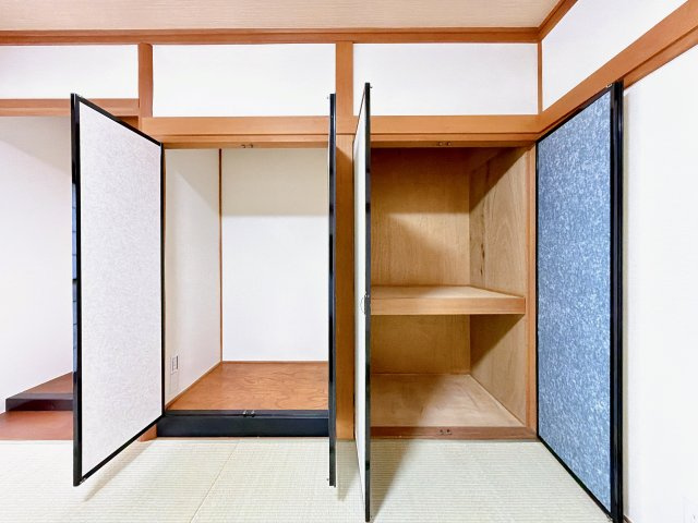 1階和室（約8帖）の収納