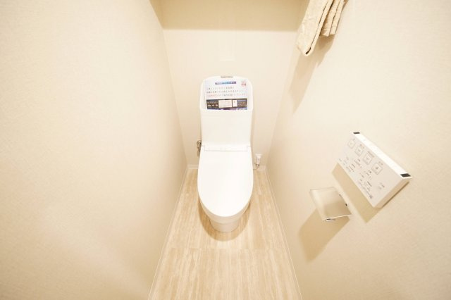 いつもきれいでさわやか、お掃除の手間を省いて楽々ウォシュレットトイレです