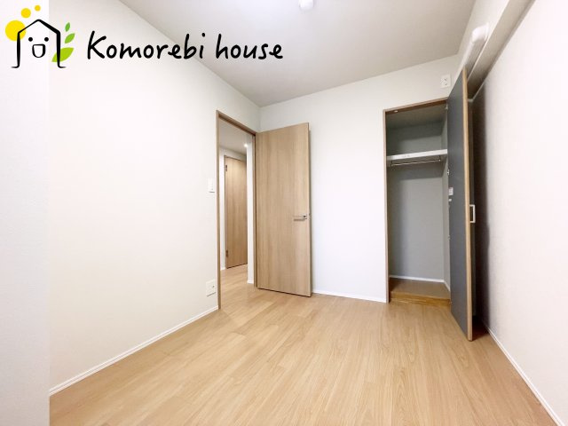 使い勝手のいい寝室です