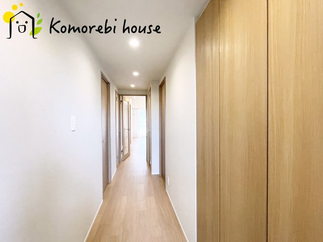 明るい玄関です