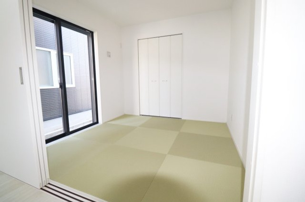 【郡山市菜根３丁目　　　１号棟　　　桜小学校、郡山第３中学区の和室】