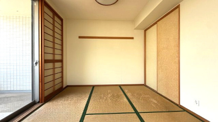 ほっと寛げる癒やしの和空間。（室内写真の家具・家電等はAIで消去する加工を行っております。）