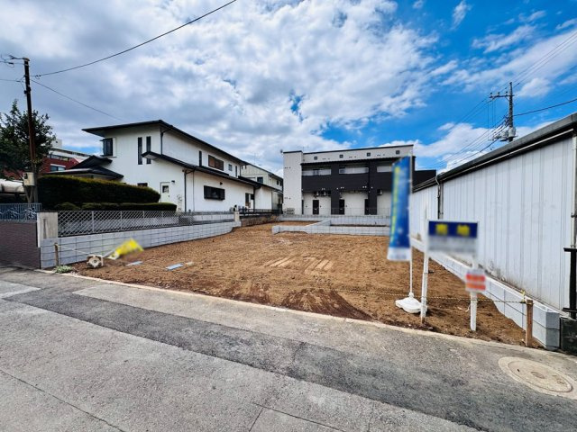 建築条件はありません。　お好きなハウスメーカーでの建築はもちろん、当社による自社一貫施工のトラストステージプランもご用意しております。