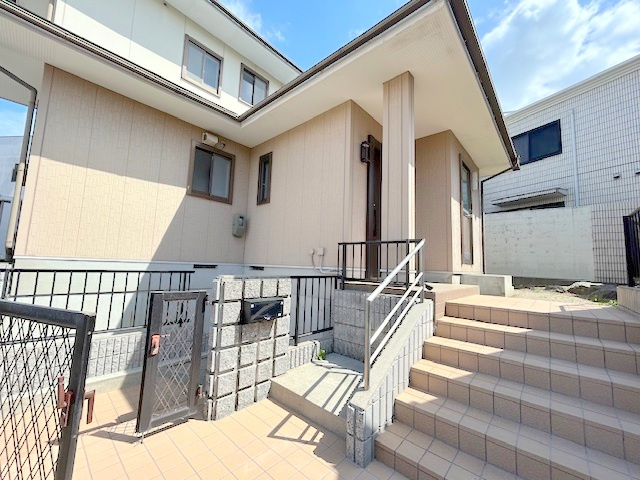 外観：326000244889