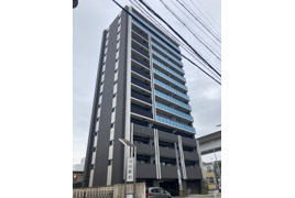 プレサンスロジェ守山駅前の外観