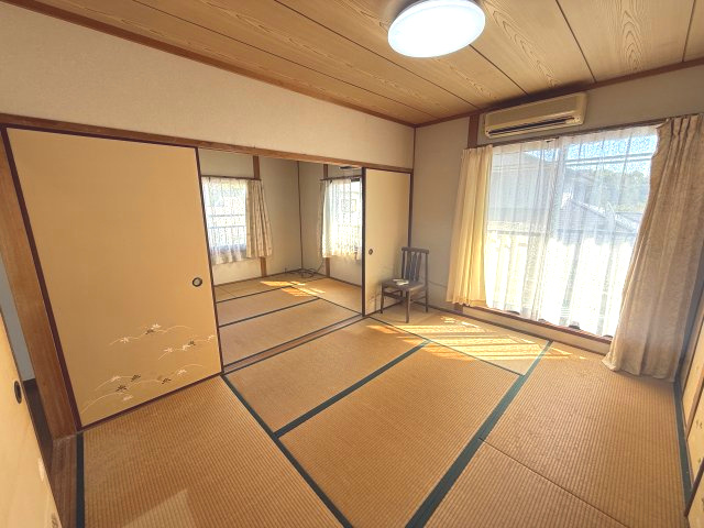 2階には6帖の和室2部屋あります！