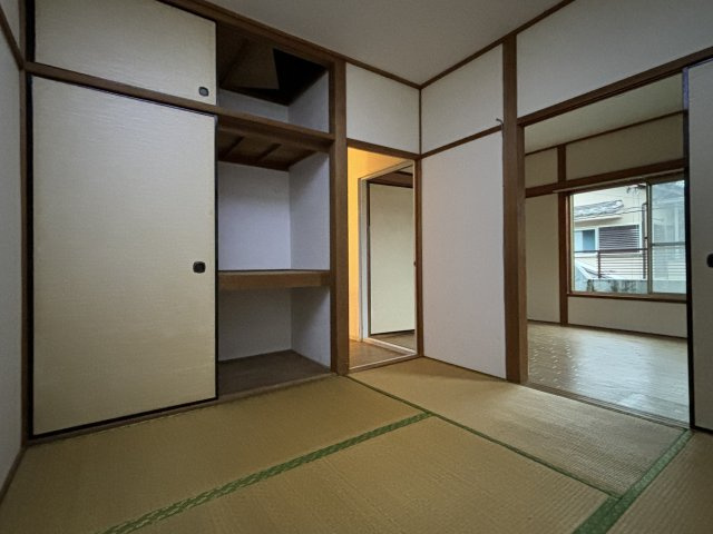 和室、ちょっとしたくつろぎスペースにいかがでしょうか