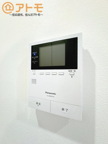 TVモニター付きインターホンは訪問者を確認することができて、防犯性に優れています♪