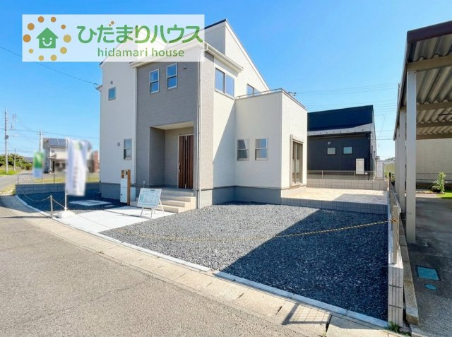 マイホームなら駐車場代がかかりません！しかも、自宅の駐車場で洗車ができます！今までコイン洗車に行っていた手間も省けて、節約にもつながります(^^♪