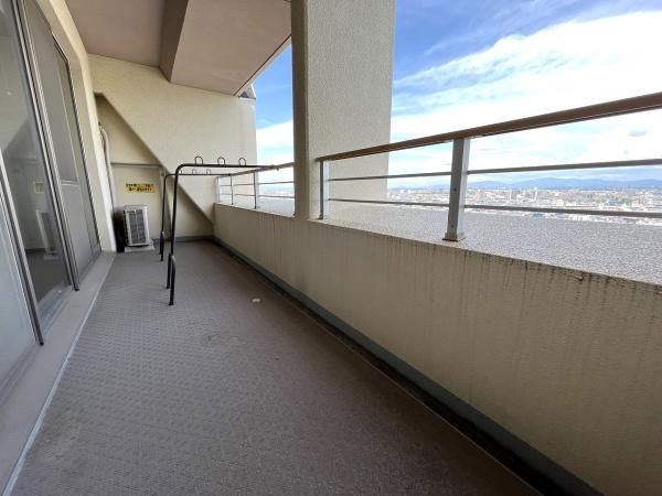 【アクアパークシティ岸和田南２番館　中古マンションのバルコニー】