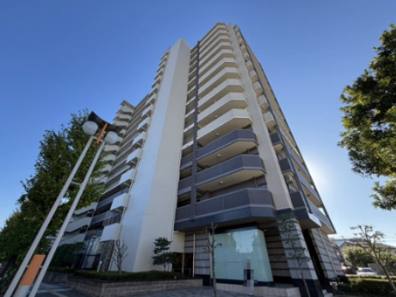 外観：327002235342