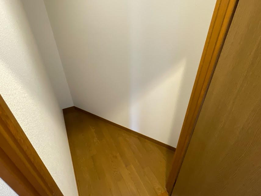 チャーミングな三角の収納です！