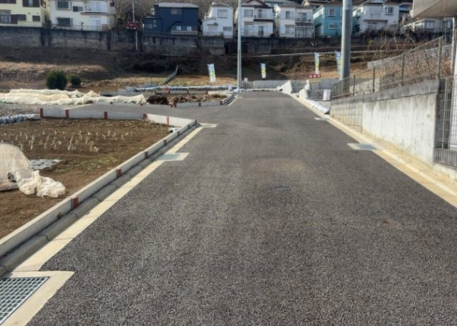 土地探しをしていると都市計画区域という言葉を目にすると思います。法律によって、都道府県知事や国土交通大臣が指定するエリアのことを指しており、都市計画区域は市街化区域と市街化調整区域に分けられています。