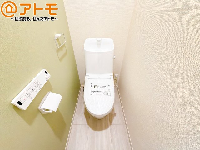 年代を問わず使いやすい洗浄機能付きのトイレ♪肌への負担をも減らせるのでお子様の敏感なお肌も安心！