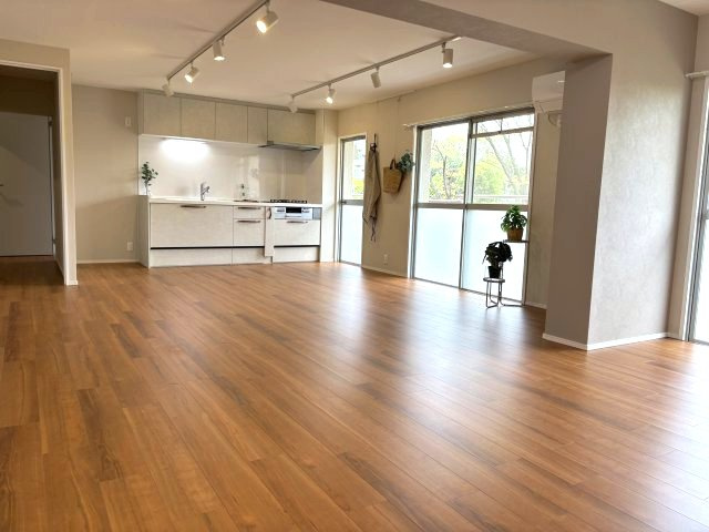 外観：313004695547