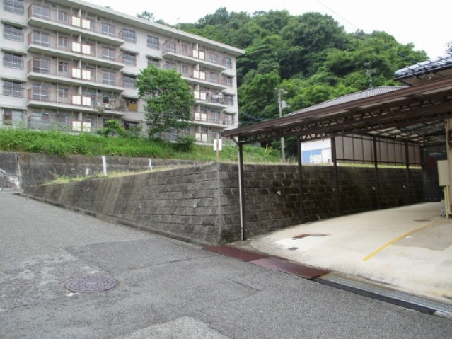西道路も幅員6ｍです。