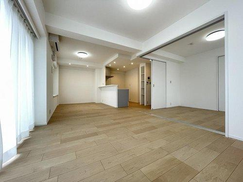 居心地の良いLDKは、家族が自然と集まる空間に。
