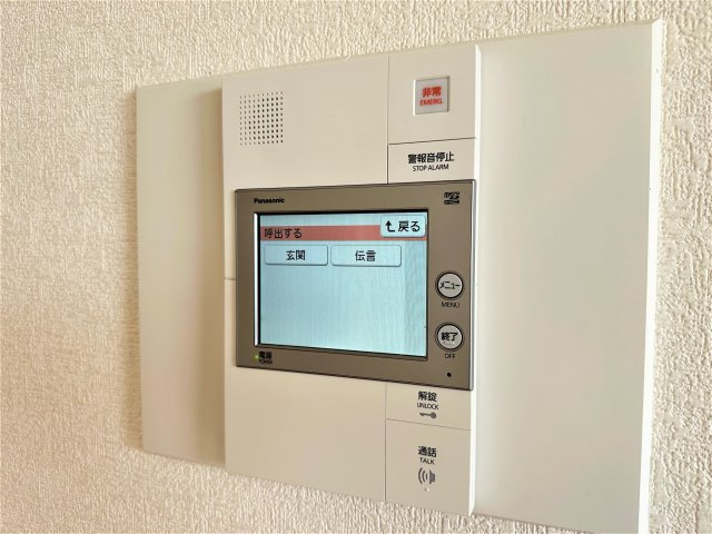 テレビモニター付きインターホンです