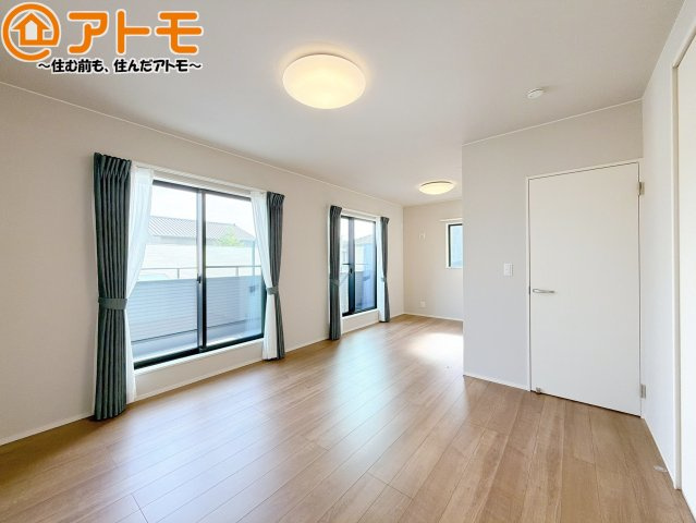 お子様のお友達が遊びに来た時も、子供部屋があると楽しく過ごせますね♪