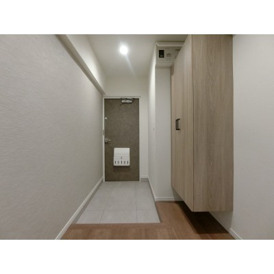 木の温かみを感じるナチュラルな玄関♪