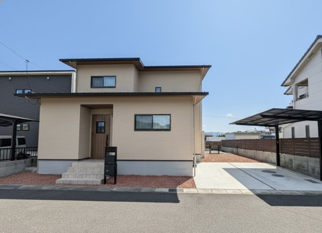 外観：334000231888