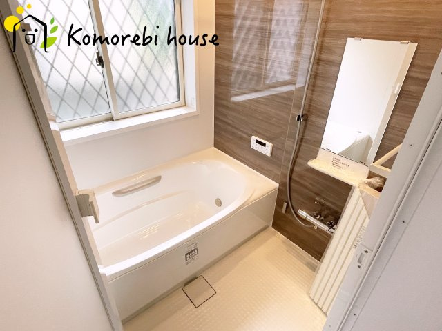 日々の疲れを癒すお風呂付です