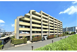 ダイアパレス吉川の外観
