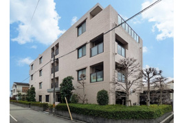 ファミール伊丹稲野の外観