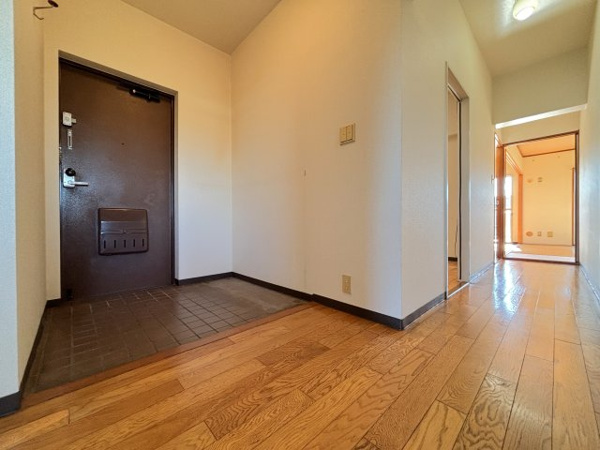 【パークサイド南大沢の玄関】