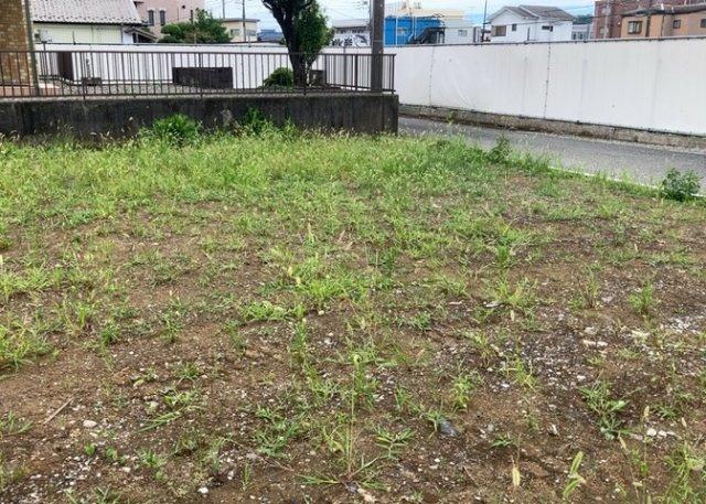 物件の詳細については、現地を見てわかること以外に、役所や法務局などで調べないとわからないことがあります。そのため、現地に行く場合は、もしこの物件を買ったらどのような生活ができるかをイメージしましょう。