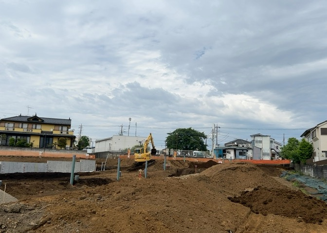 隣家の土地はどうなっているのか、生活利便施設が近くにあるのか、学校まで近いかなど、お客様のライフスタイルにあわせたイメージが重要です。また、近くにあると困る施設が近くにないかも確認するといいでしょう。