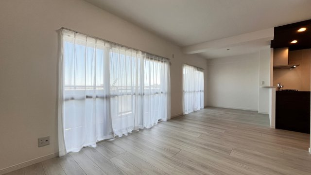 料理をしながらでもご家族との会話を楽しめる対面キッチン　家族団らんの時間も増えそうなくつろぎのＬＤＫ