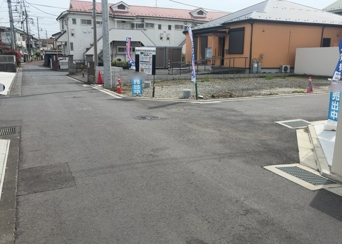 最寄り駅が近いなどの交通アクセスが良い土地だと暮らしやすいですよね。通勤・通学の観点から土地を選ぶことも大切です！自身や家族のライフワークからあったの物件を探しましょう！当社営業がお力になります！