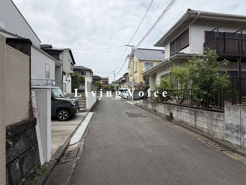伊勢原市高森台1丁目　中古一戸建て
