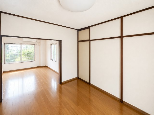 ◆柔らかい陽光が差し込む明るいお部屋を演出する設計。彩光の取れる窓が気持ちの良いお部屋を創り上げます。　