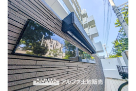 レーベンハイム多摩聖ヶ丘の外観