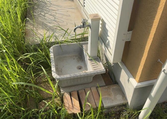 暮らしの利便性を高める住設機器類が整っています。都市ガス供給エリアのため経済的にお湯をご利用いただけます。各種設備の取扱方法や機能の詳細については、現地ご案内時に担当スタッフが解説いたします。