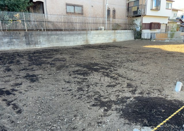 家を建てる前提で土地を探している場合、地盤の丈夫さは譲れない条件の一つです。地盤が脆弱だと追加工事が必要となります。また、過去に地盤沈下や液状化現象を起こした土地は、できるだけ避けた方がいいでしょう。