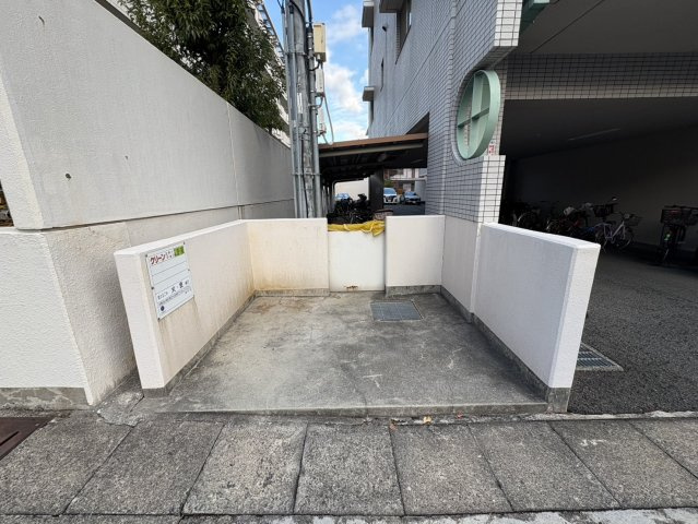 敷地内ゴミステーション