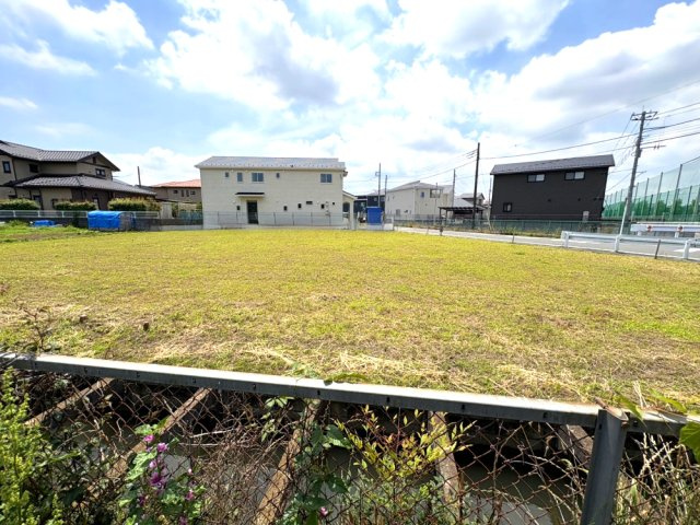 建築条件なし・お好きなハウスメーカーで建築可能です。当社建築士による無料のプラン作成承ります。