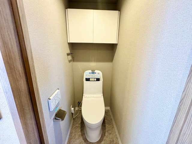 新規交換されたトイレです。