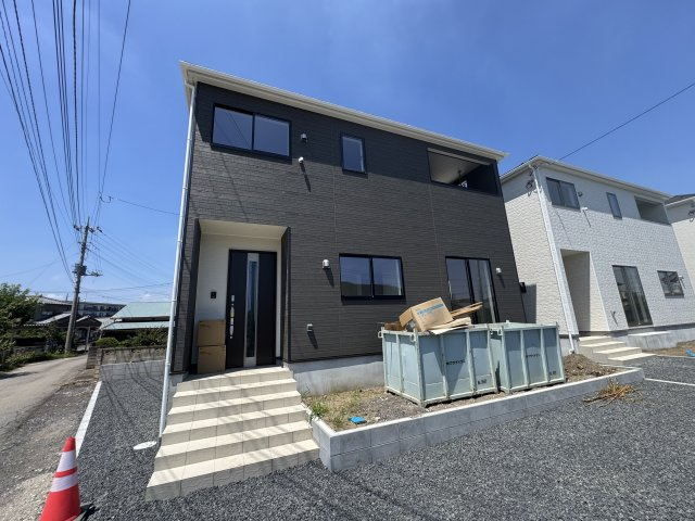 伊勢崎市境米岡第3　クレイドルガーデン　
