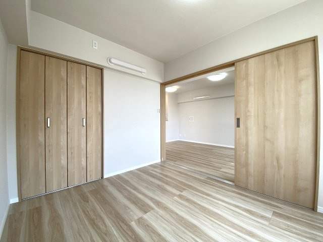 洋室5.1帖　（間取り図左下）
