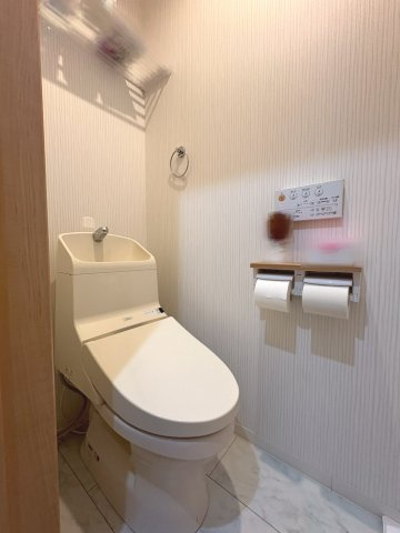 2階ウォシュレット一体型トイレ