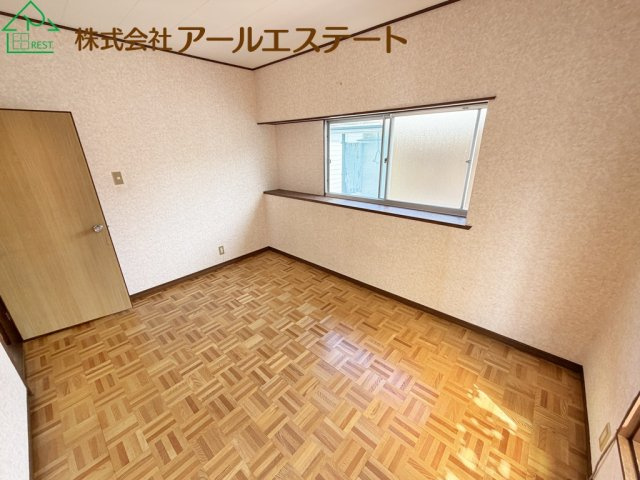 ※室内リフォーム前画像となります。(2026/8/10　撮影)　　リフォーム後、さらに美しい室内に仕上げてからのお引渡しです！
