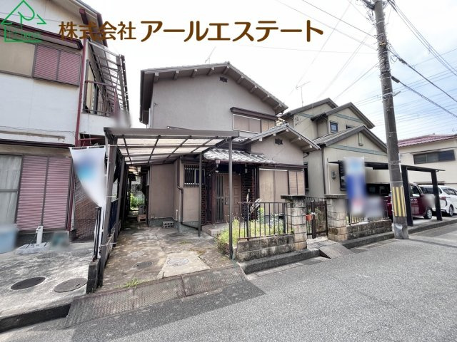 ※外装リフォーム前画像となります。(2026/8/10　撮影)　　リフォーム後、さらに美しく仕上げてからのお引渡しです！