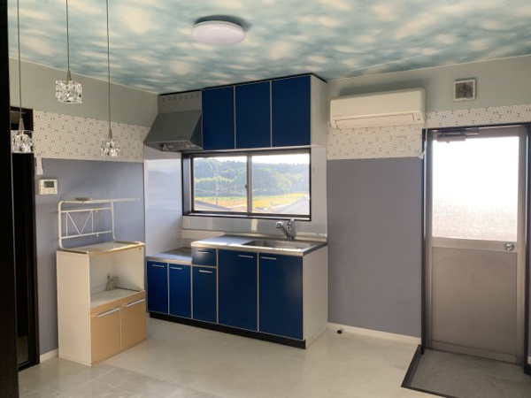 【亀山　売事務所のその他】