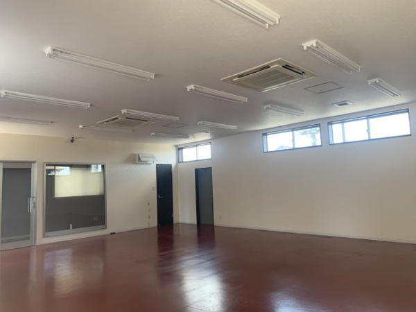 【亀山　売事務所のその他】