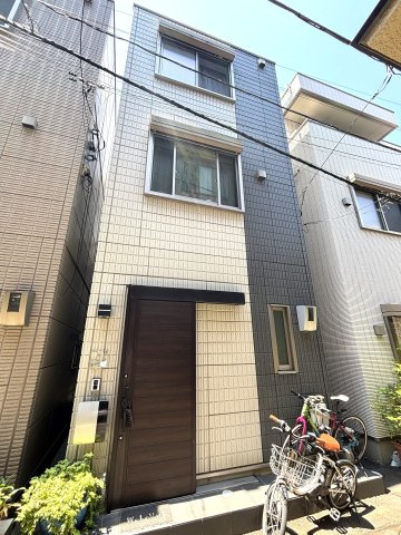 月島駅から徒歩3分の好立地