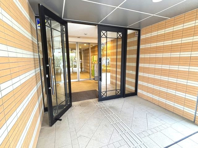 安心のダブルオートロックです。